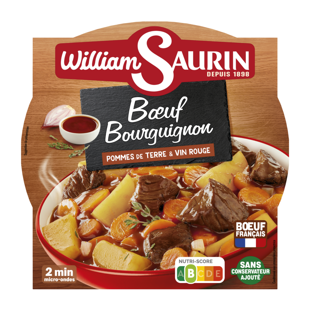 Bœuf bourguignon William Saurin, des morceaux de bœuf français marinés au vin rouge accompagnés de pommes de terre et carottes fondantes.